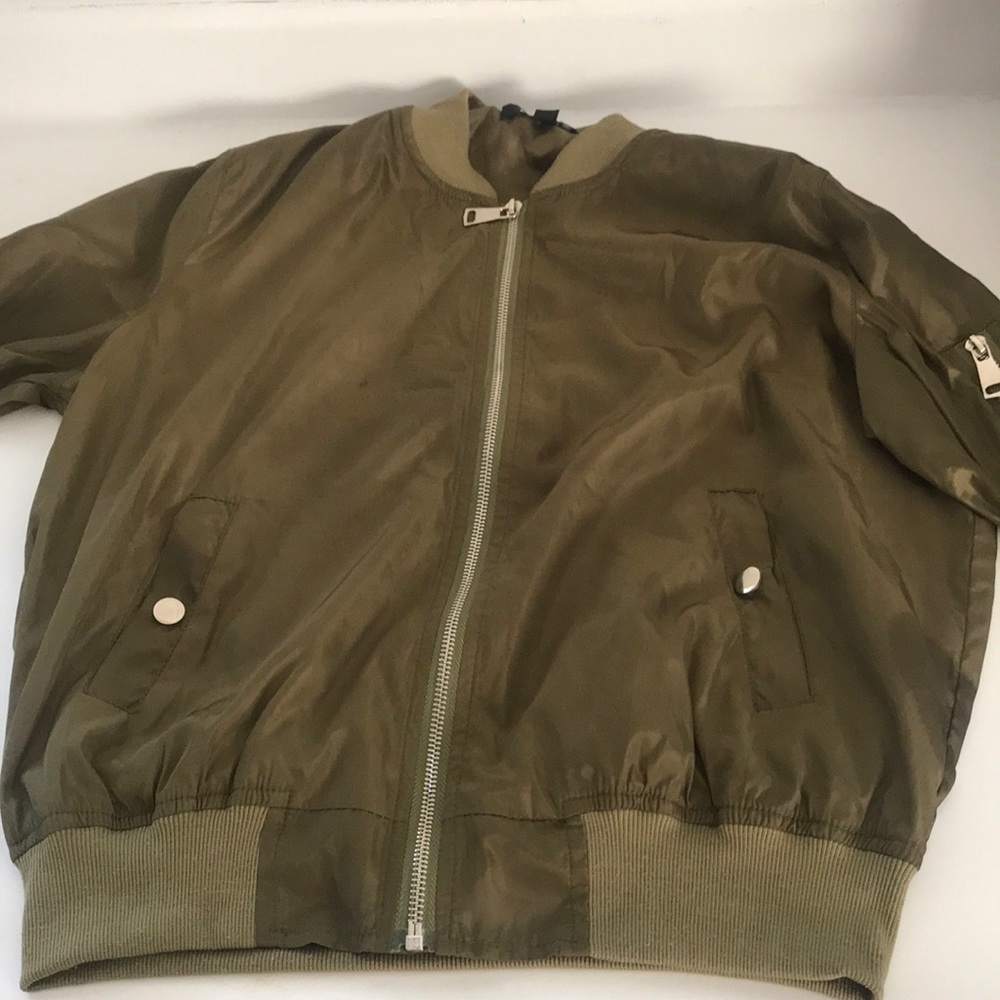 Windbreaker sweater